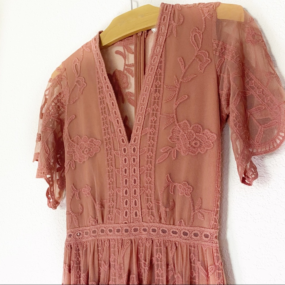 SOCIALITE Dusty Pink Lace Romper Maxi Dress XS - Picture 5 of 7